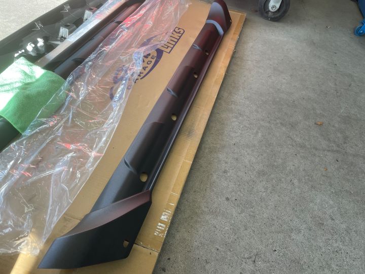 PISTON スリムサイドシルパネル取付（JB74）～ | ジムニースタジオ入間店