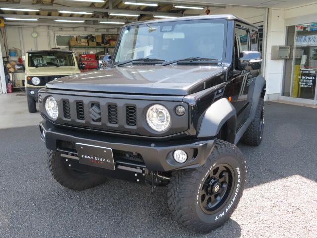 ジムニーjb64/74 ビッグエンブレムユルクラフト 白抜きボーダー